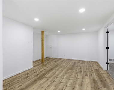 11022 Ferndale Road - Photo Thumbnail 19