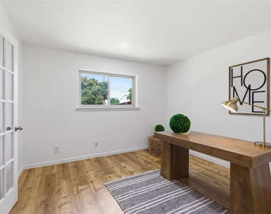 11022 Ferndale Road - Photo Thumbnail 8