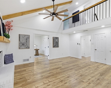 11022 Ferndale Road - Photo Thumbnail 6
