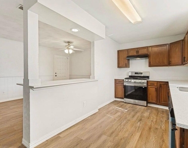 10125 Muskogee Drive - Photo Thumbnail 1
