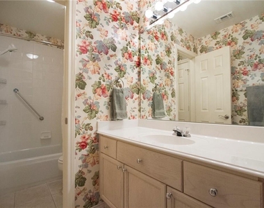 6019 Lytham Drive - Photo Thumbnail 28