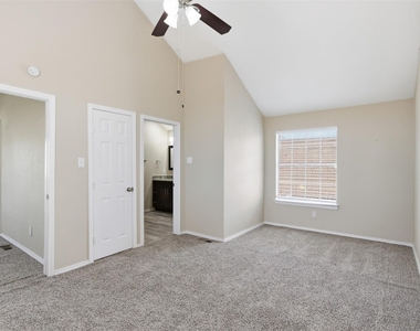 608 Fiesta Circle - Photo Thumbnail 20