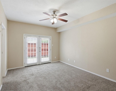 608 Fiesta Circle - Photo Thumbnail 11