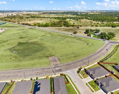 336 Wildrose Circle - Photo Thumbnail 28