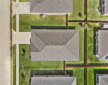 336 Wildrose Circle - Photo Thumbnail 25