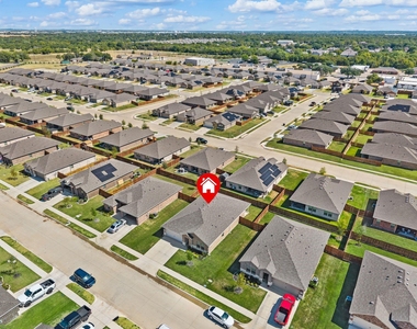 336 Wildrose Circle - Photo Thumbnail 5