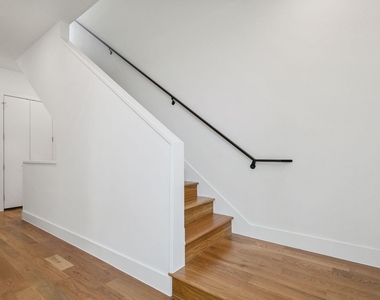 1920 Cuyler Court - Photo Thumbnail 31