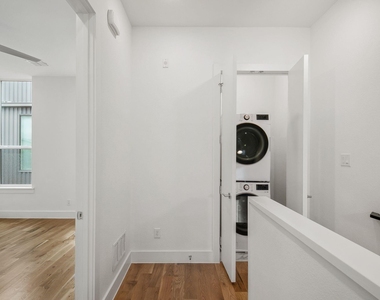 1920 Cuyler Court - Photo Thumbnail 25