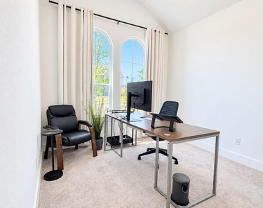 1613 Sandhill Lane - Photo Thumbnail 24