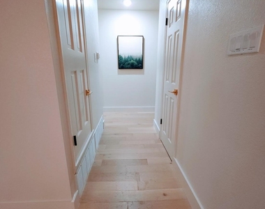 2908 Washington Street - Photo Thumbnail 14