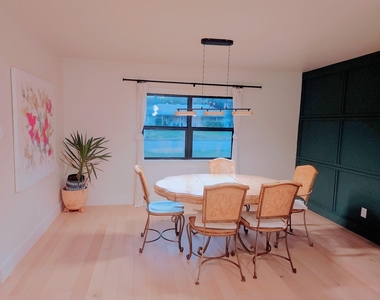 2908 Washington Street - Photo Thumbnail 12