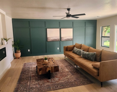 2908 Washington Street - Photo Thumbnail 9