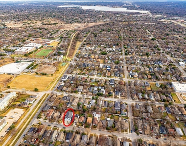 416 Grandview Avenue - Photo Thumbnail 25