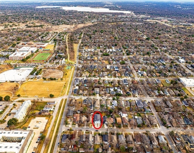 416 Grandview Avenue - Photo Thumbnail 3