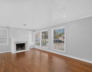 4812 Wateka Drive - Photo Thumbnail 3