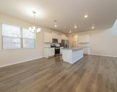 2292 Jasper Drive - Photo Thumbnail 5