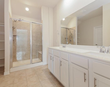 2292 Jasper Drive - Photo Thumbnail 8