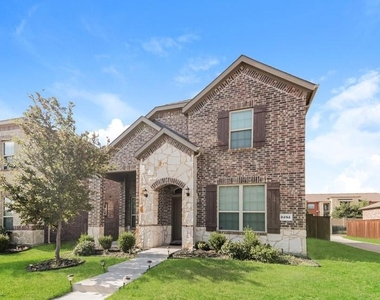 2292 Jasper Drive - Photo Thumbnail 1