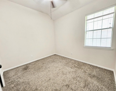 4412 Laney Court - Photo Thumbnail 22