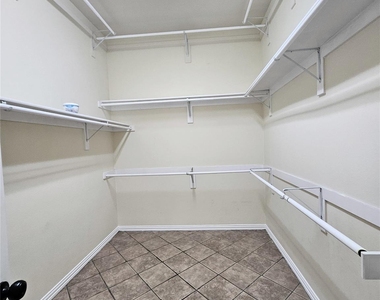4412 Laney Court - Photo Thumbnail 21