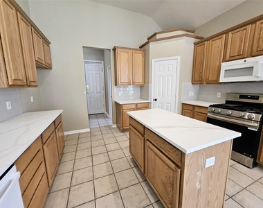 4412 Laney Court - Photo Thumbnail 12