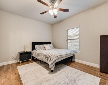 2900 Vaquero Lane - Photo Thumbnail 26
