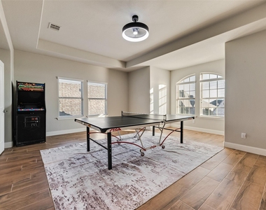 2900 Vaquero Lane - Photo Thumbnail 18