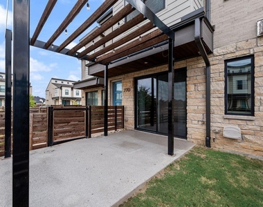 770 Cavitt Court - Photo Thumbnail 17