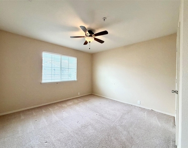 2224 Stonepark Place - Photo Thumbnail 21