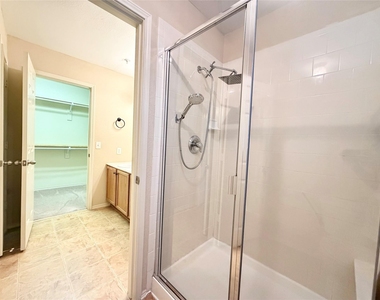 2224 Stonepark Place - Photo Thumbnail 18