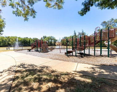 1314 Piedmont Drive - Photo Thumbnail 18