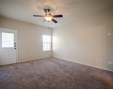 1314 Piedmont Drive - Photo Thumbnail 10
