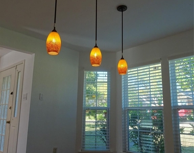 266 Barclay Avenue - Photo Thumbnail 11