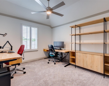 7124 Soto Street - Photo Thumbnail 20
