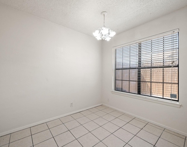 929 W Hickory Street - Photo Thumbnail 6