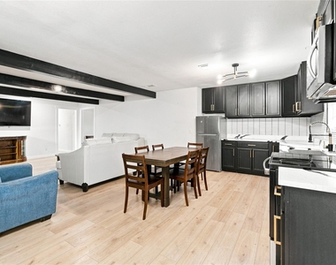 1505 Westridge Drive - Photo Thumbnail 3