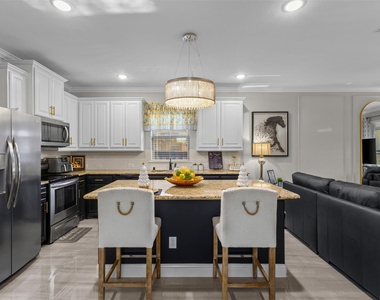 205 Melody Way - Photo Thumbnail 7