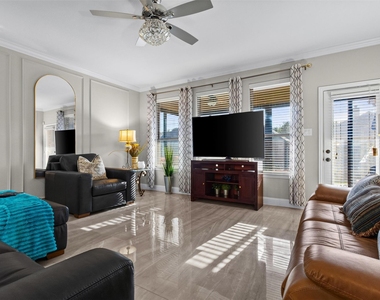 205 Melody Way - Photo Thumbnail 11