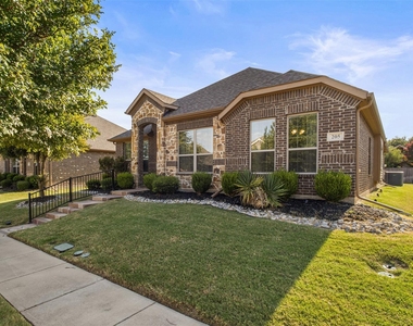 205 Melody Way - Photo Thumbnail 1