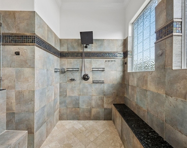 5609 La Foy Boulevard - Photo Thumbnail 10