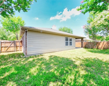 6925 Red Bluff Drive - Photo Thumbnail 27