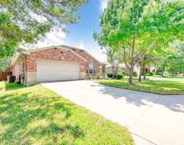 6925 Red Bluff Drive - Photo Thumbnail 1