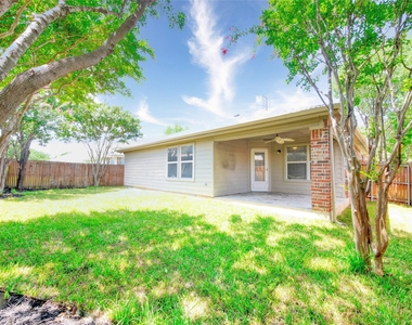 6925 Red Bluff Drive - Photo Thumbnail 26