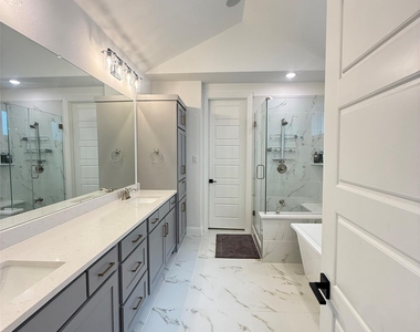 11400 Finch Hattons Drive - Photo Thumbnail 13