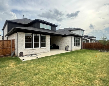11400 Finch Hattons Drive - Photo Thumbnail 29