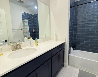 11400 Finch Hattons Drive - Photo Thumbnail 26