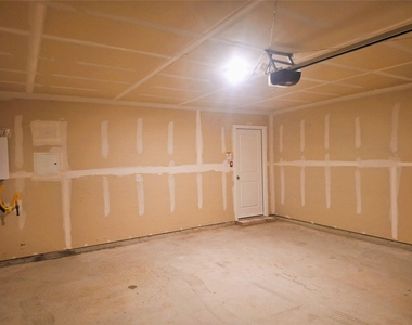 15009 Bushwacker Way - Photo Thumbnail 25
