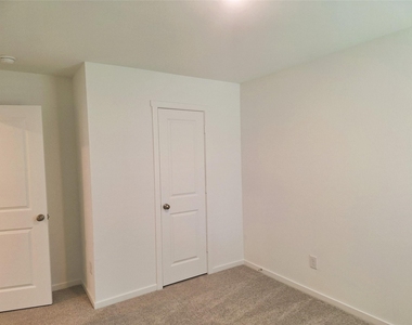 15009 Bushwacker Way - Photo Thumbnail 16