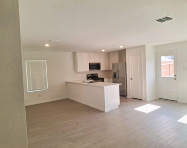 15009 Bushwacker Way - Photo Thumbnail 4