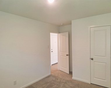 15009 Bushwacker Way - Photo Thumbnail 17